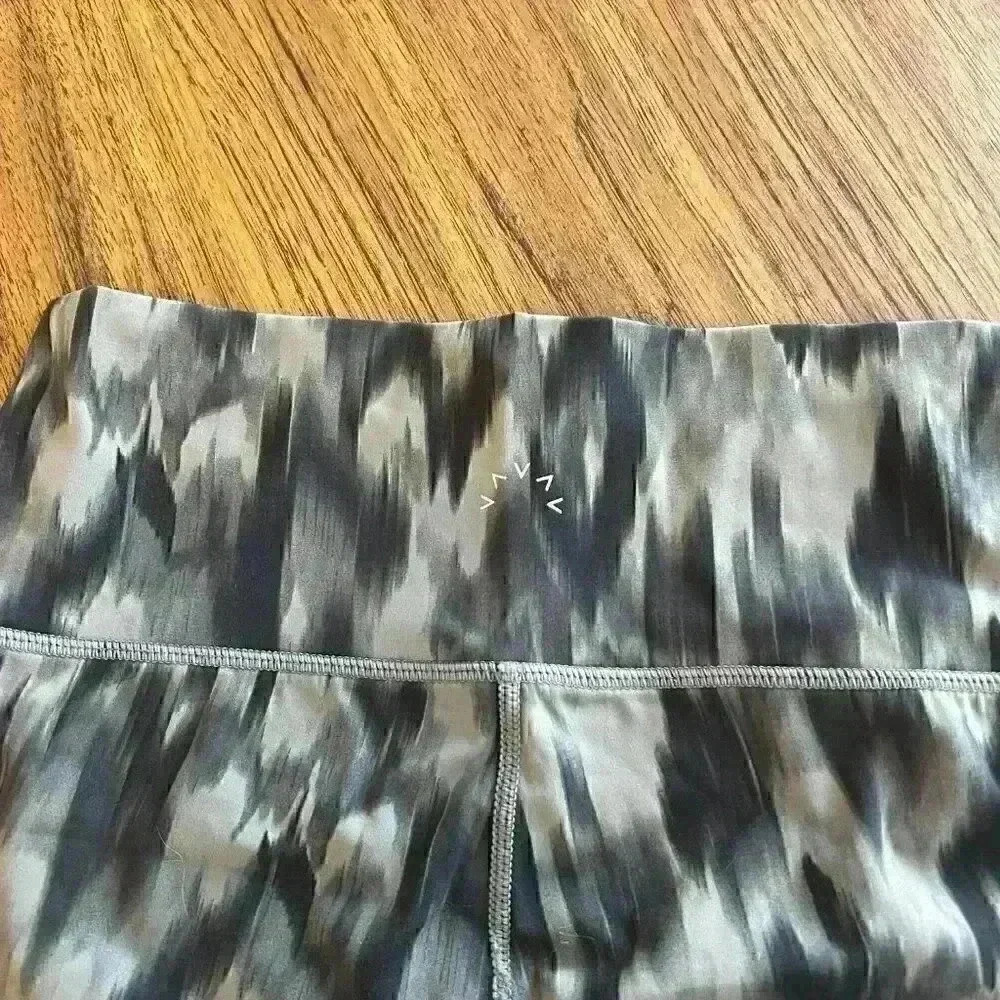 Varley Aztec Patterned Leggings - image 3